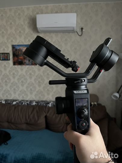 Стабилизатор moza AirCross 2