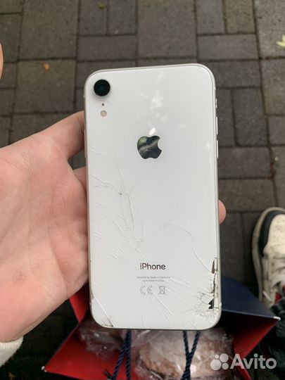 iPhone Xr, 64 ГБ