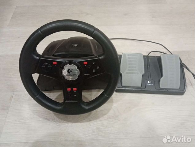 Руль Logitech