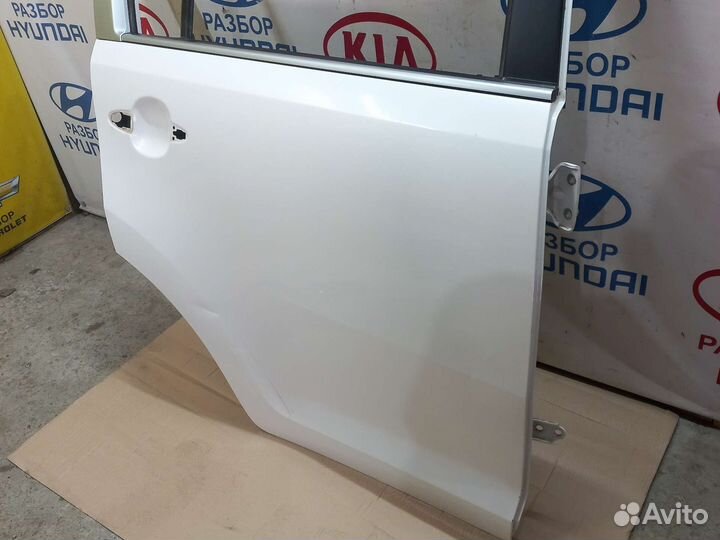 Дверь задняя правая Kia Sportage 3 SL