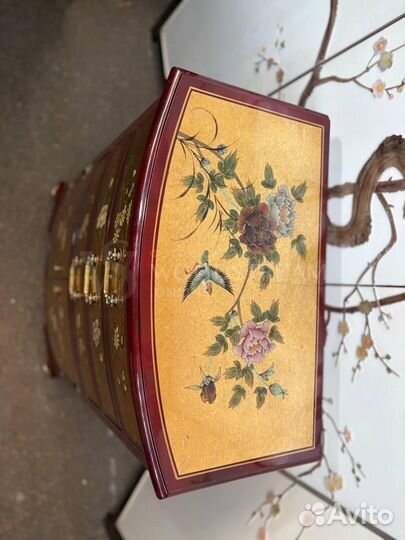 Комод. Шинуазри. Антикварная мебель