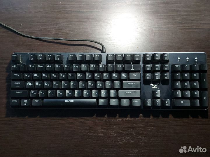 Игровая механическая клавиатура