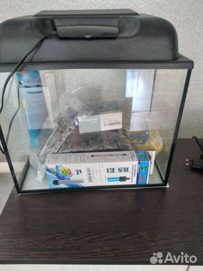 Аквариум 30л,все оборудование к нему новое,4,5т