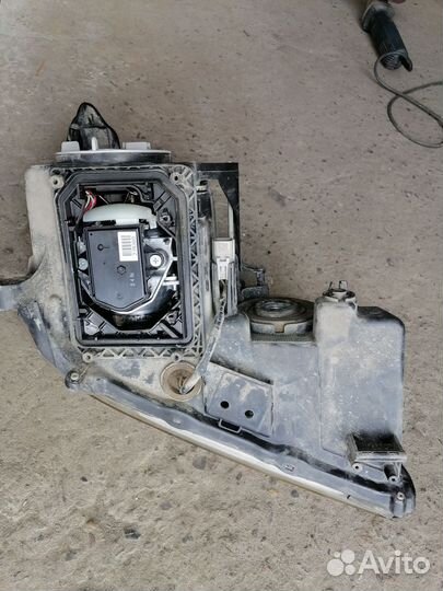 Фара передняя левая lexus rx 330