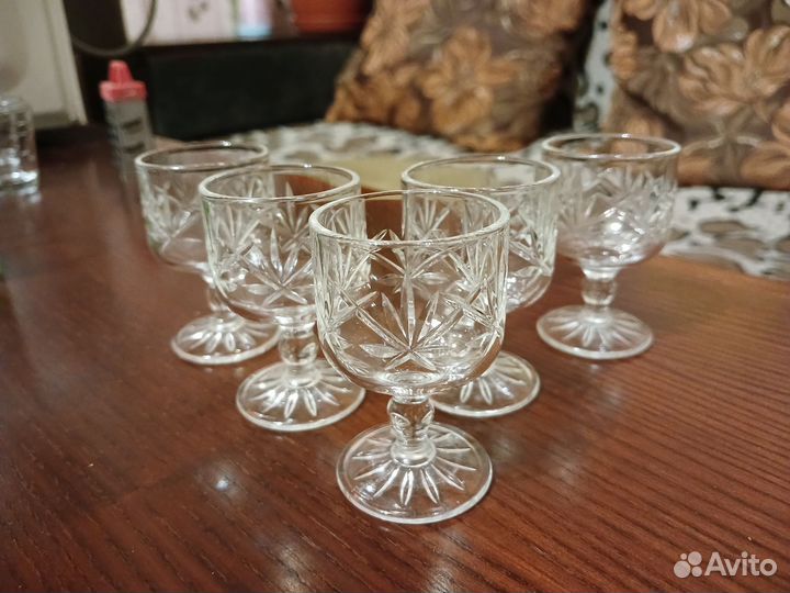 Стаканы рюмки конфетница хрусталь