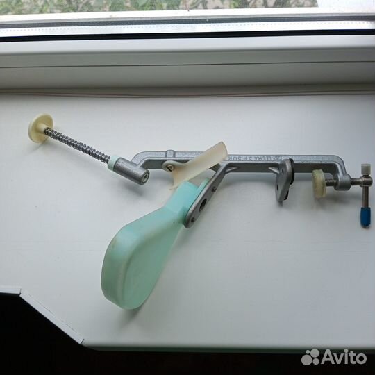 Косточковыдавливатель полуавтомат для вишни, СССР