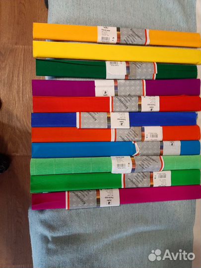 Бумага цветная крепированная в рулонах