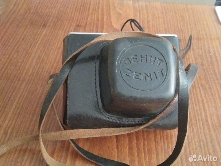 Пленочный фотоаппарат