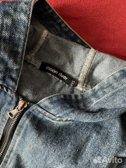 Джинсовая куртка