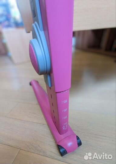 Детский письменный стол Moll Runner