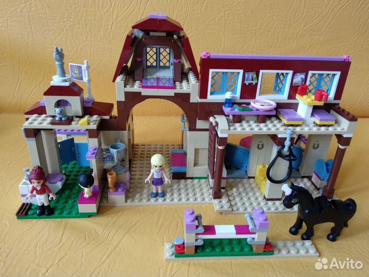 Конструктор Lego Friends 41126 Клуб верховой езды