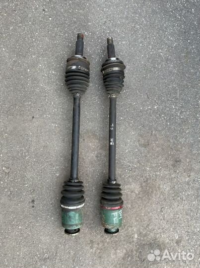 Привод передний Subaru Forester sf5 ej20