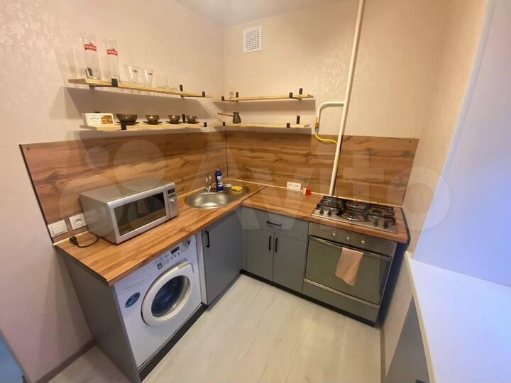 2-к. квартира, 45 м², 4/9 эт.