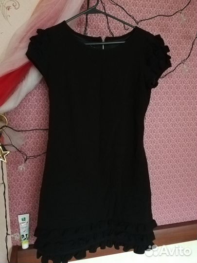 Продаётся платье