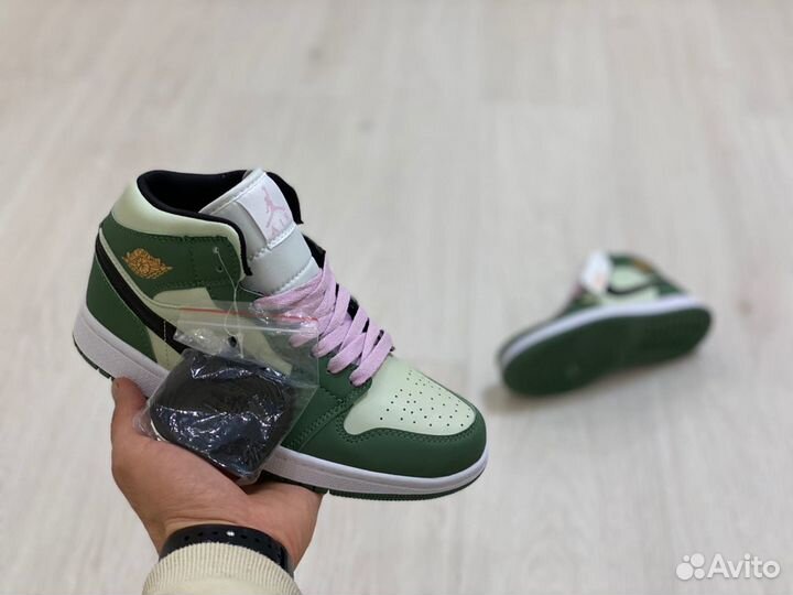 Кроссовки Air Jordan 1 Dutch Green (36-40)