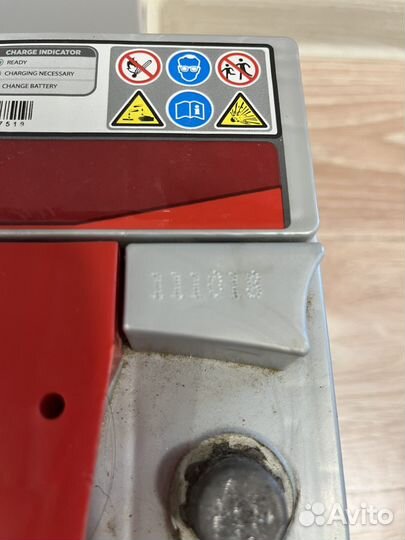 Автомобильный аккумулятор