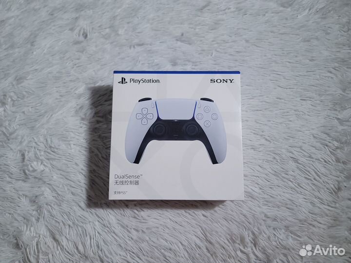 Новый геймпад DualSense для PS5