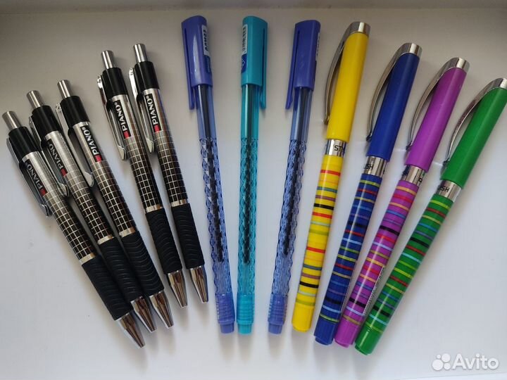 Новые ручки и простые карандаши. 20 р за 1шт