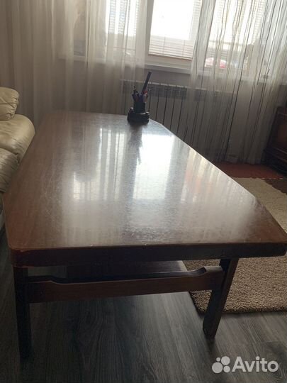 Журнальный столик