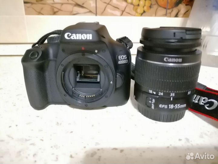 Фотоаппарат Canon EOS 4000D kit EF-S 18-55 mm