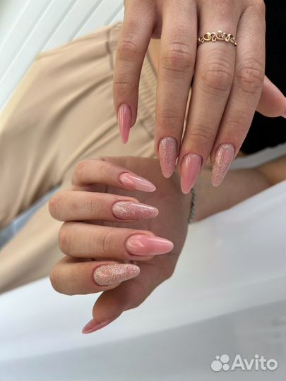 Наращивание ногтей, маникюр