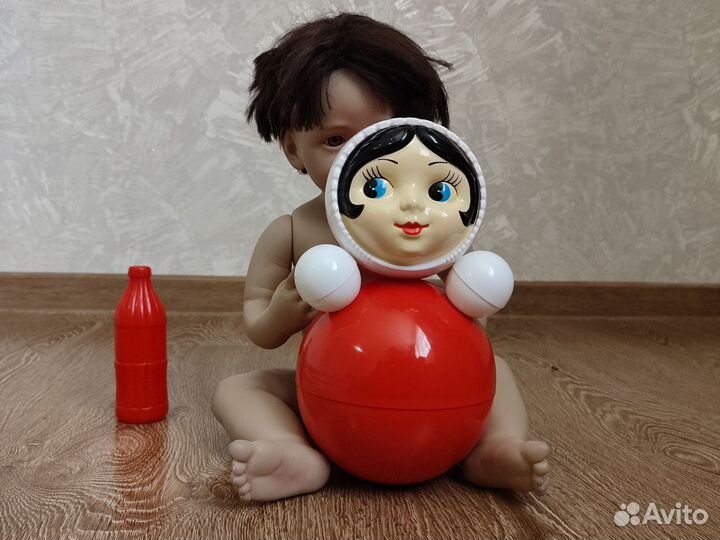 Неваляшка большая