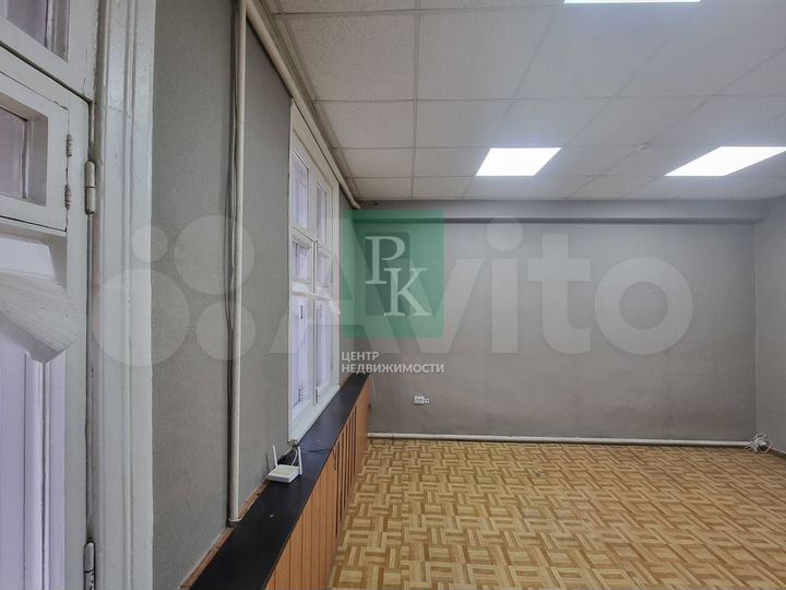 Офис 57 м2 с юрадресом на Руднева