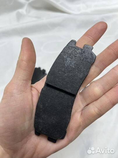 Тормозные колодки задние mitsubishi