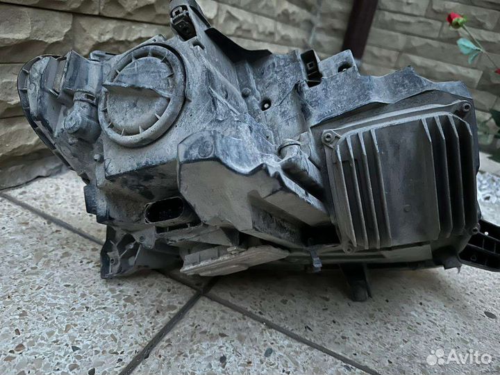 Левая фара от мерседес