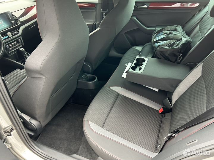 Volkswagen Polo 1.6 AT, 2021, 45 000 км