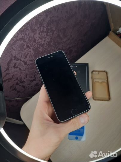 iPhone 7, 128 ГБ