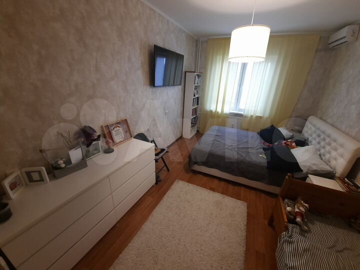 2-к. квартира, 55 м², 10/17 эт.