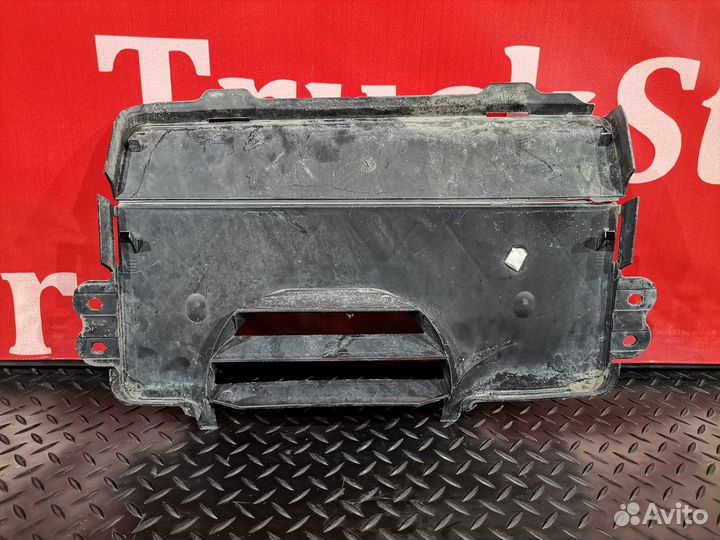 Крышка корпуса отопителя