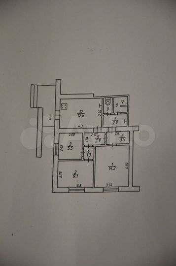 3-к. квартира, 60 м², 1/9 эт.