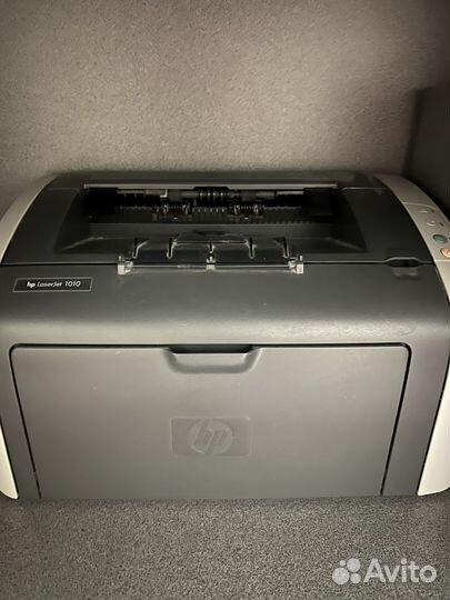 Лазерный принтер HP 1010