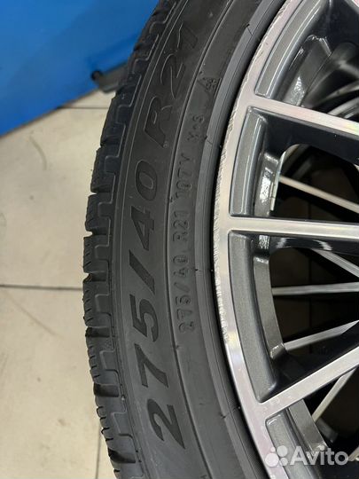 Pirelli Scorpion Winter 275/40 R21 и 305/35 R21