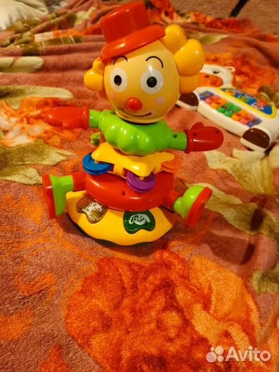 Музыкальный клоун пирамидка