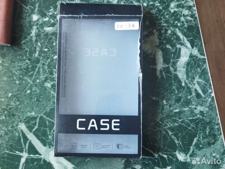 Чехол- книжка универсальный Level