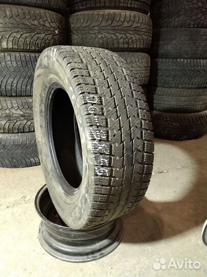 Viatti Vettore Inverno V-524 235/65 R16C