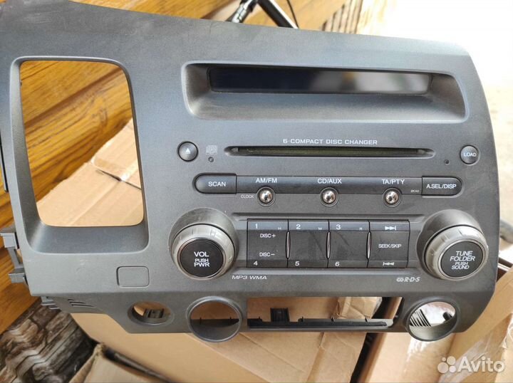 Магнитола Honda civic 4d