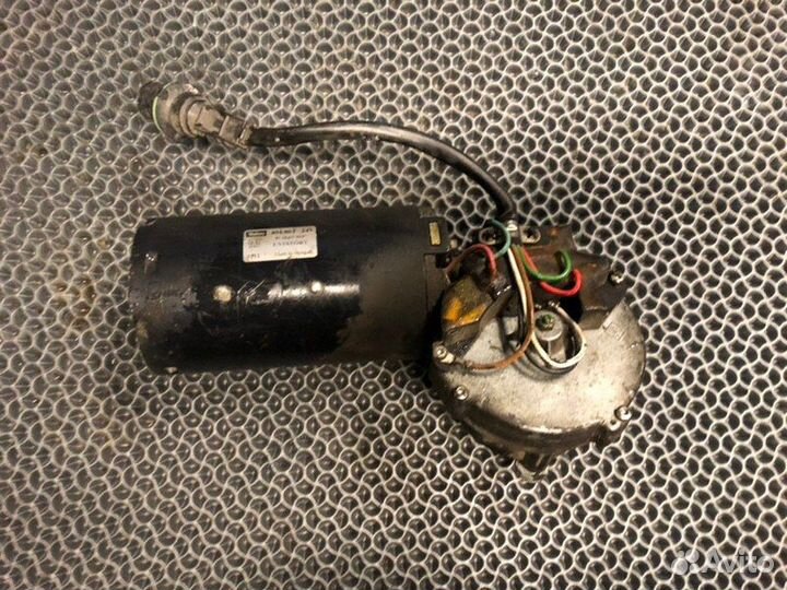 Моторчик дворников лобового стекла Neoplan Man