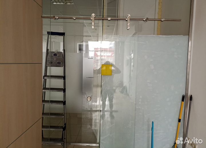 Стеклянные перегородки