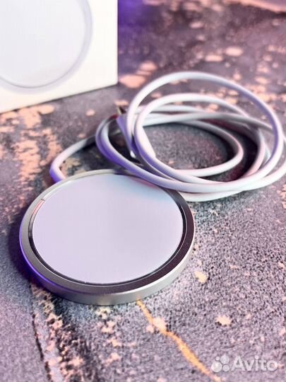 MagSafe charger беспроводная зарядка