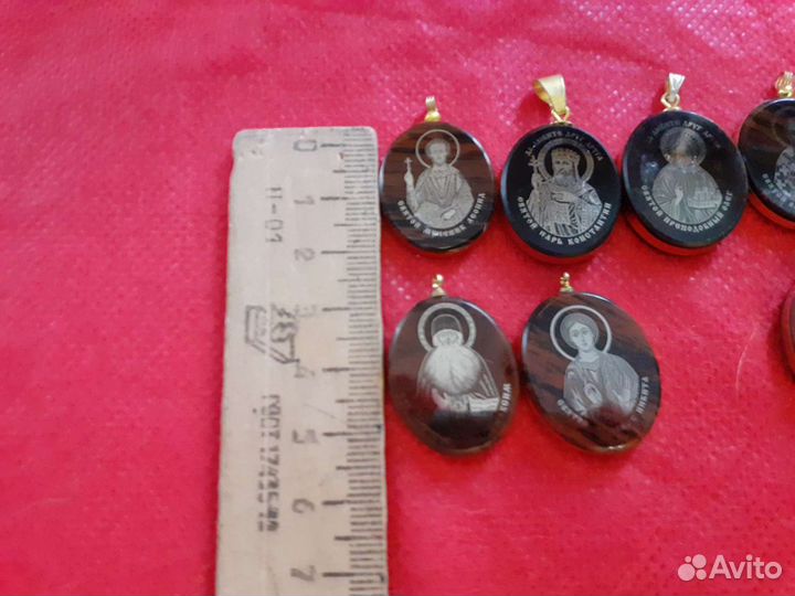 Кулоны обсидиан по именам