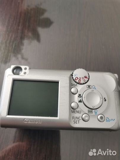 Компактный фотоаппарат canon