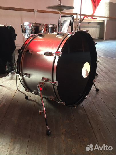 Бас барабан