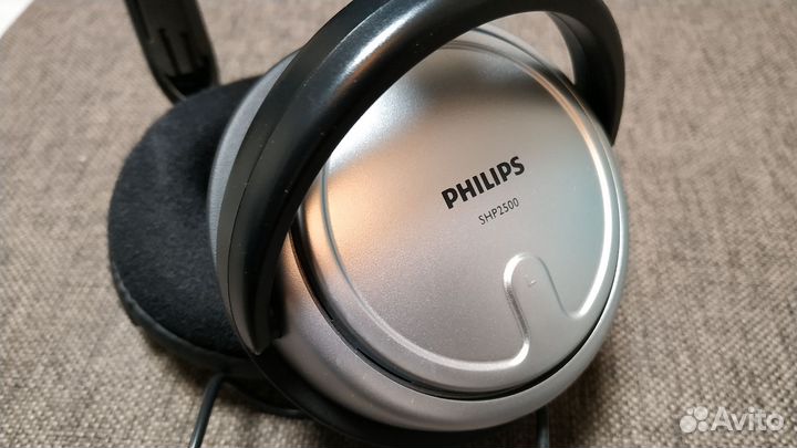 Наушники Philips