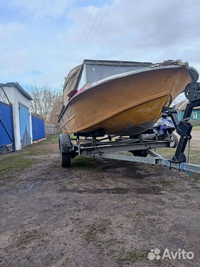 Моторная лодка крым