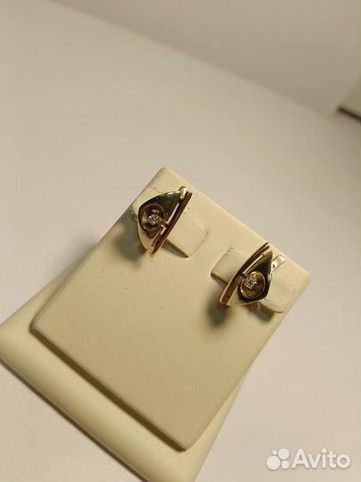 Золотые серьги 585