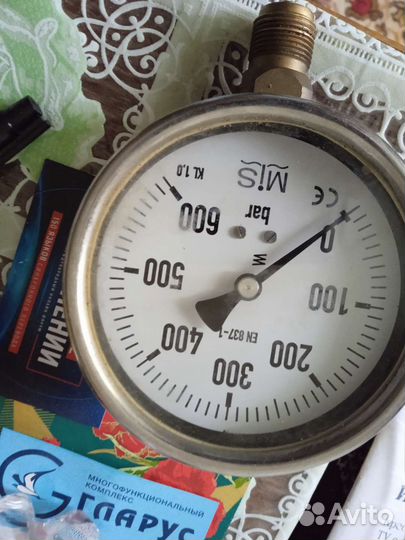 Монометр с корпусом с нержавейки,в колекцию